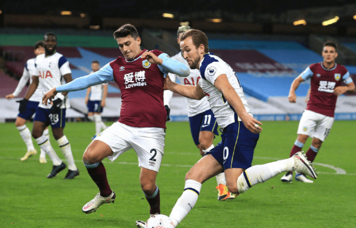 洛里埃斯队在对手门前获得了明显优势 洛里埃斯队在对手门前获得了明显优势