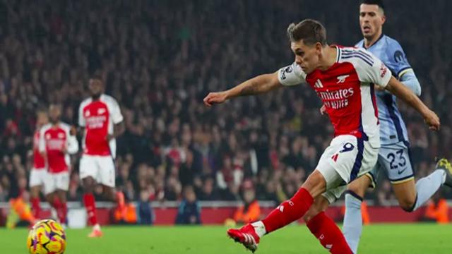 关于阿森纳前锋连续失球,遭到球迷质疑的信息 关于阿森纳前锋连续失球,遭到球迷质疑的信息