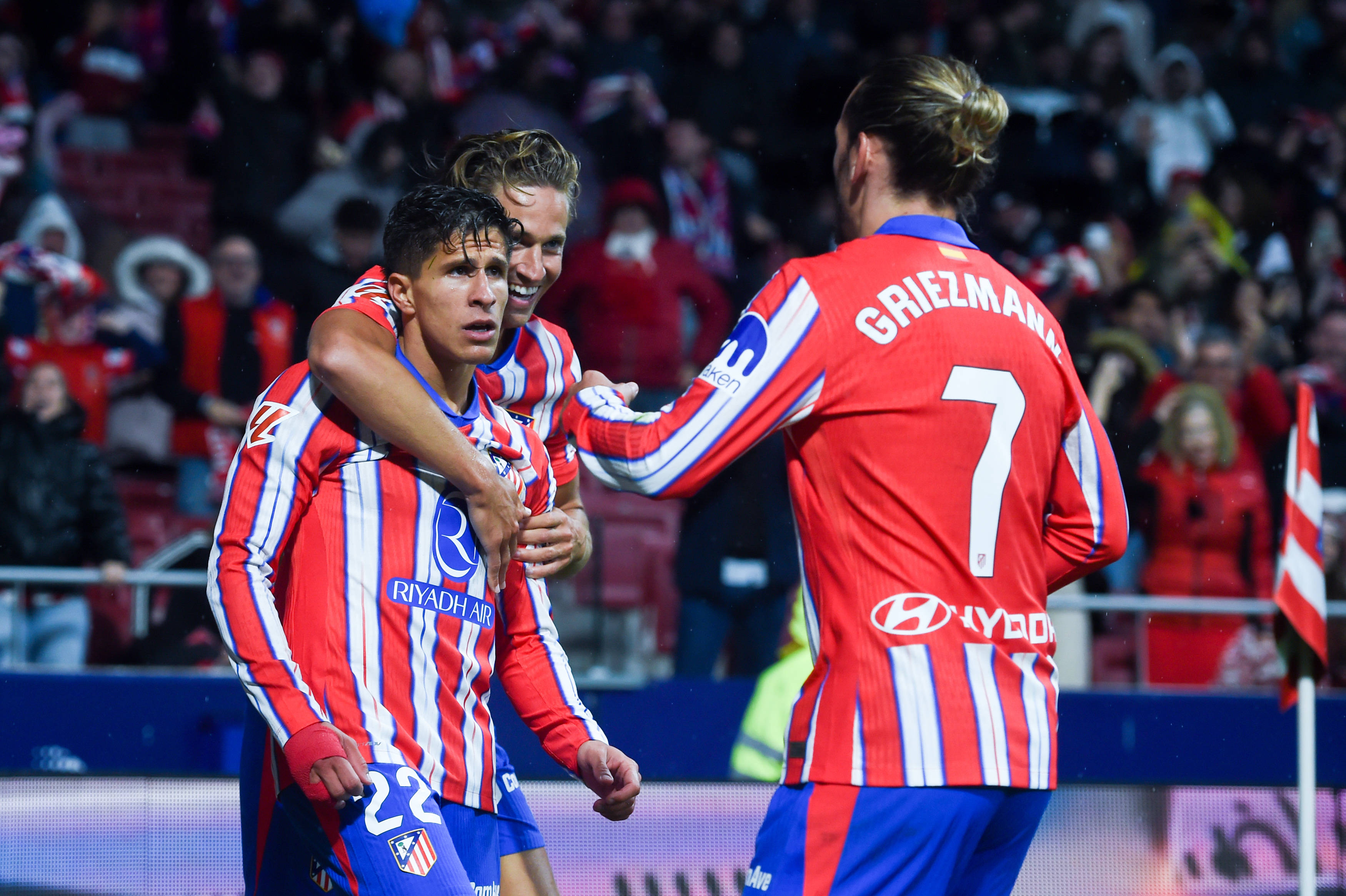 包含西甲明星伤愈复出，球队增援迎来利好消息的词条