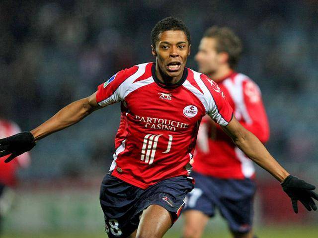 关于里尔客场战平尼斯，保持不败势头的信息