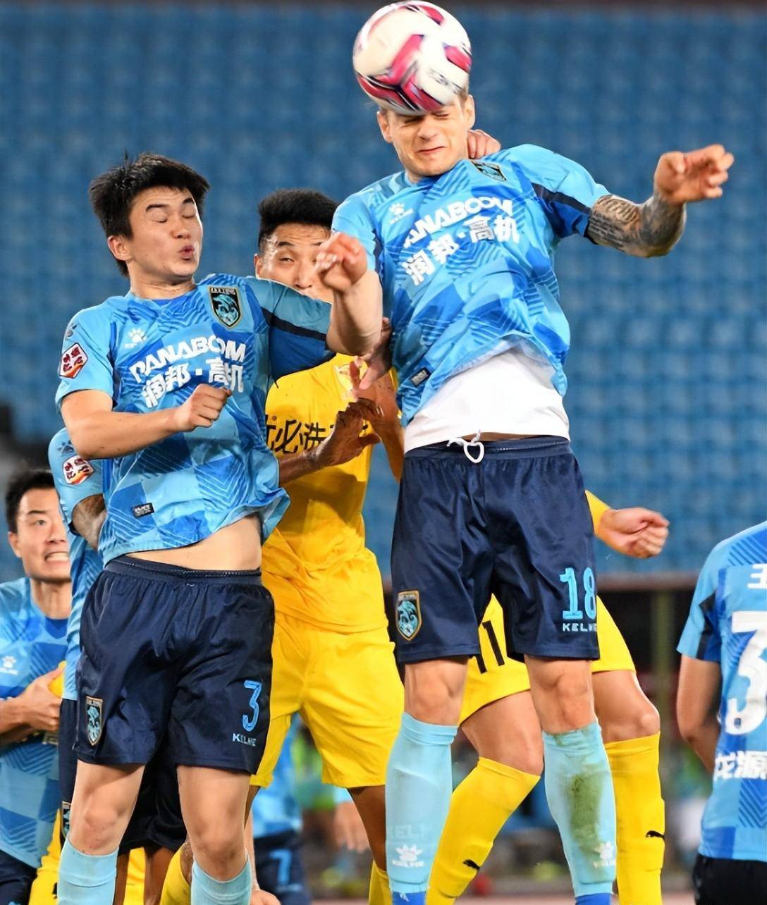 杜塞尔多夫一场平局，拼搏到底的简单介绍