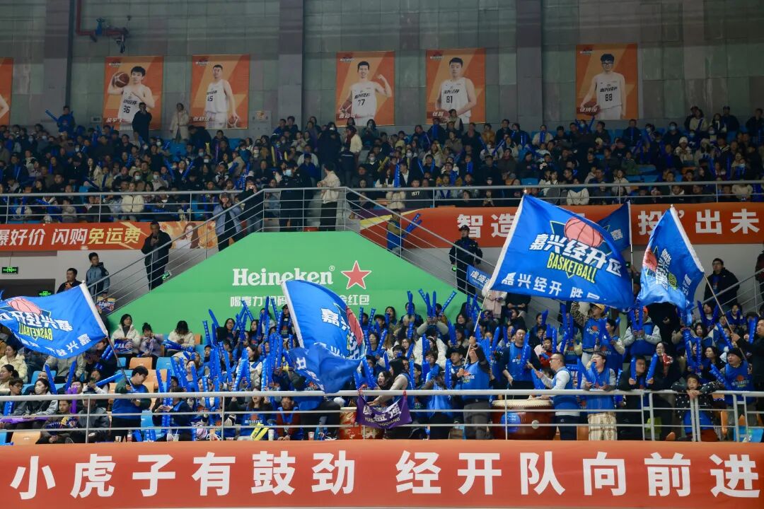 包含黑龙江男篮坚持到底，战胜劲敌的词条