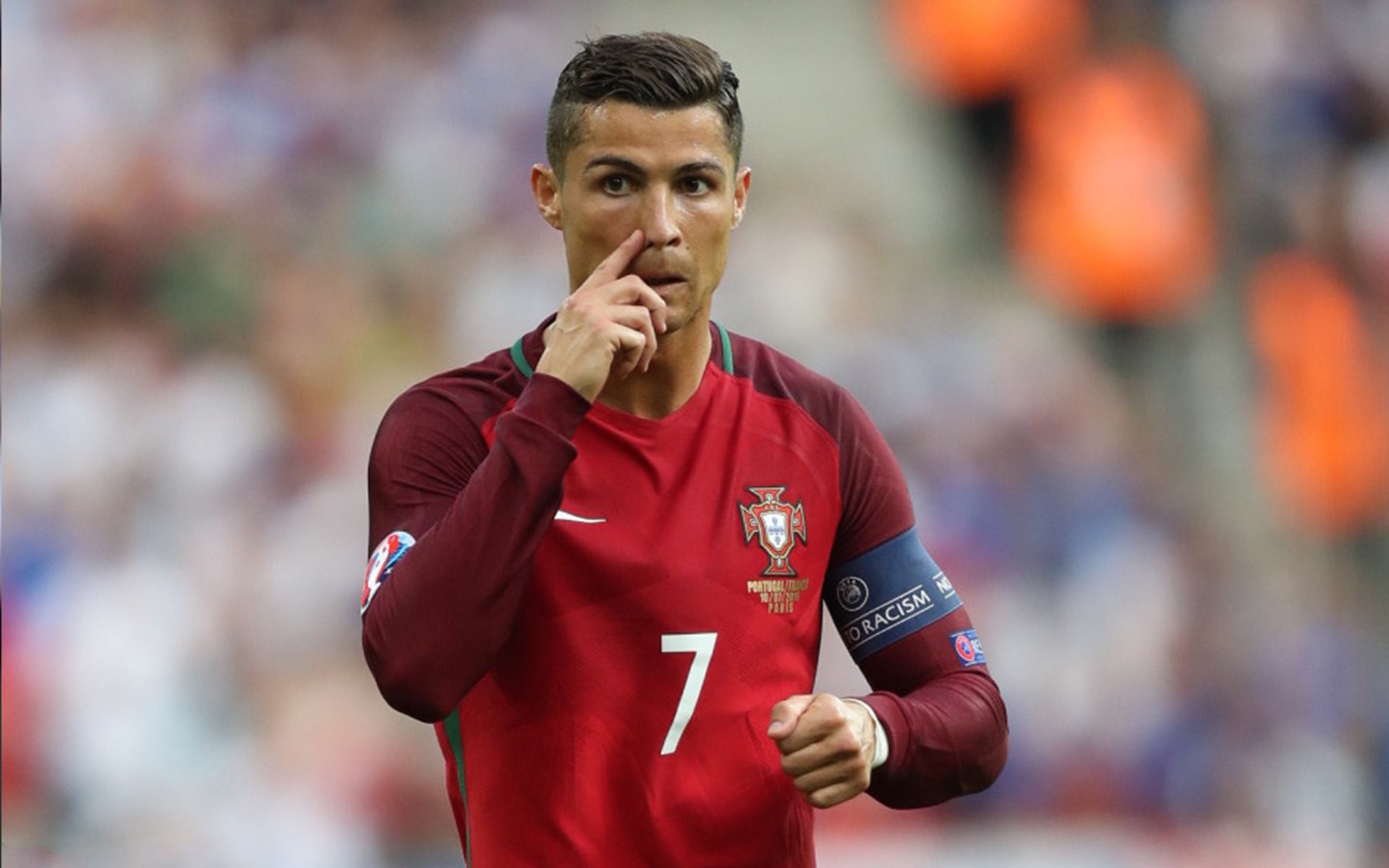 赛道与球场的双重奏，F1年度争冠焦点战与篮网加时险胜76人的启示